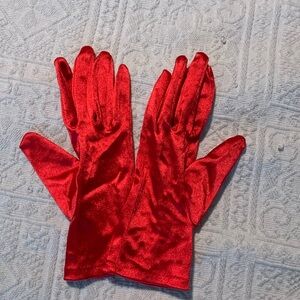 Red gloves